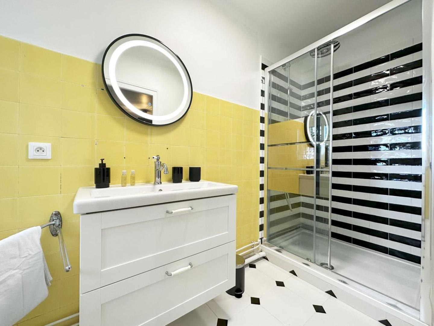 La Meslaysienne - Comfortable House, Swimming Pool Buitenkant foto