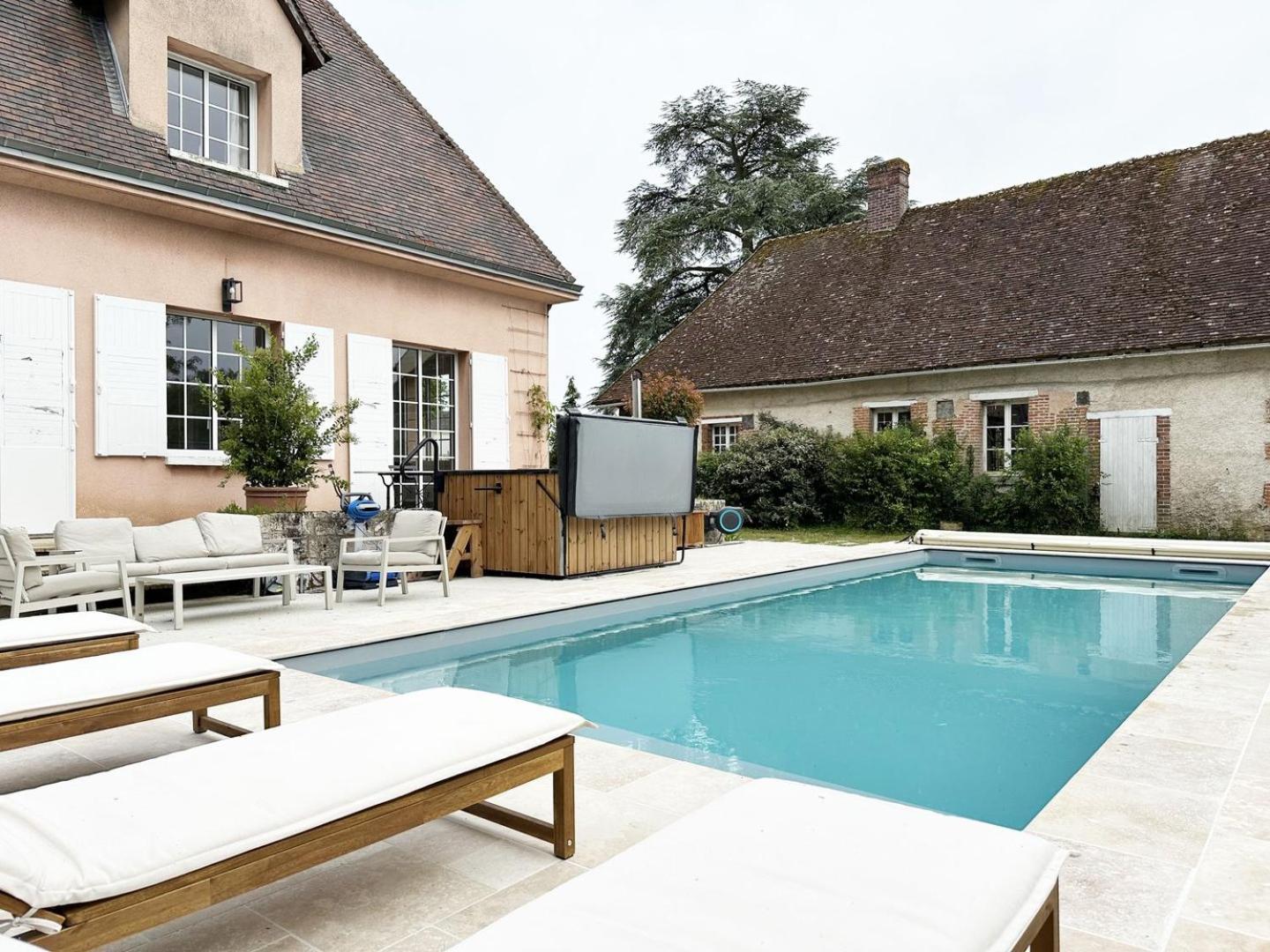 La Meslaysienne - Comfortable House, Swimming Pool Buitenkant foto