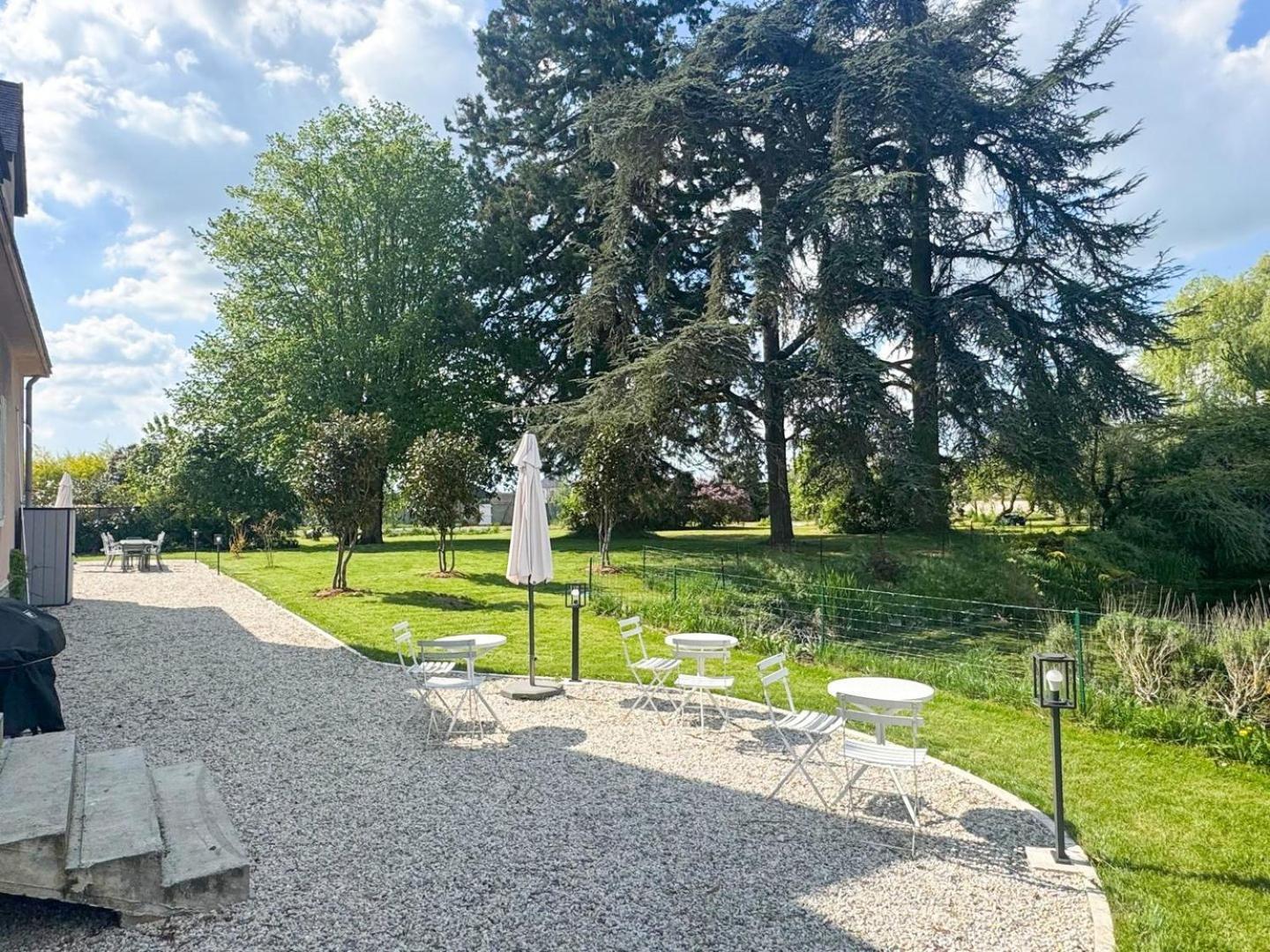 La Meslaysienne - Comfortable House, Swimming Pool Buitenkant foto
